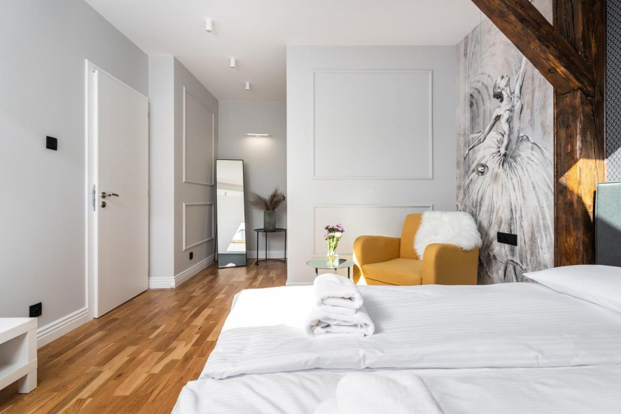 Riverside Premium Class Apartment - By Upstairs Kraków Eksteriør billede