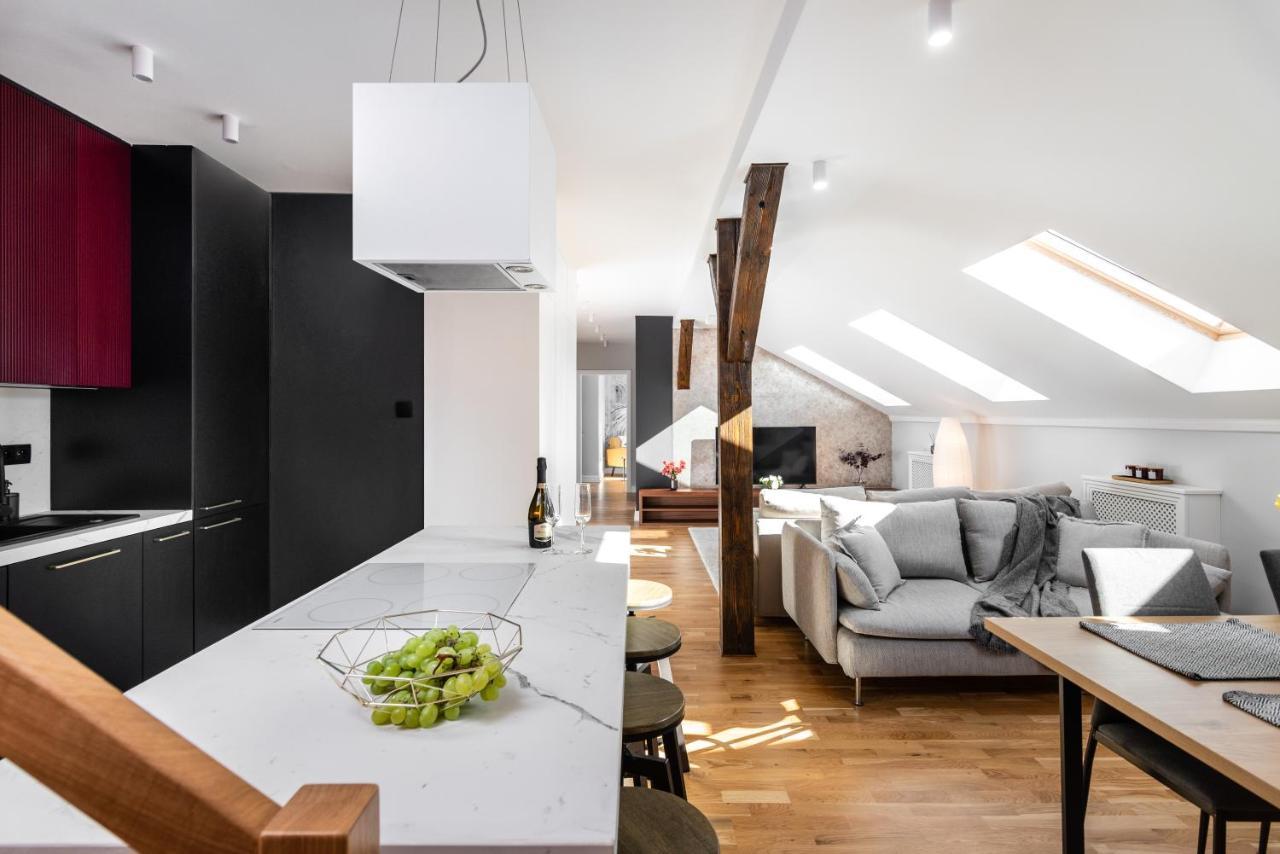 Riverside Premium Class Apartment - By Upstairs Kraków Eksteriør billede