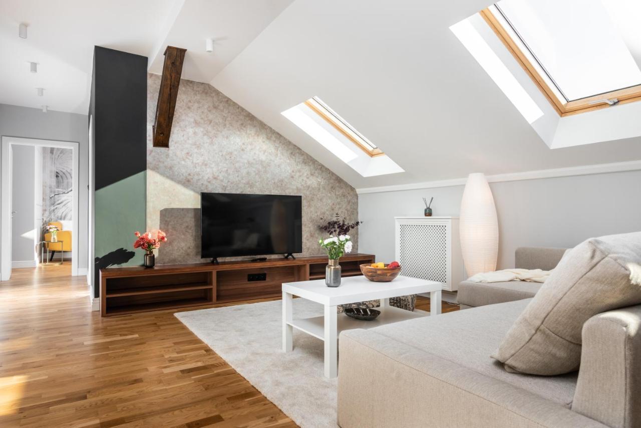 Riverside Premium Class Apartment - By Upstairs Kraków Eksteriør billede
